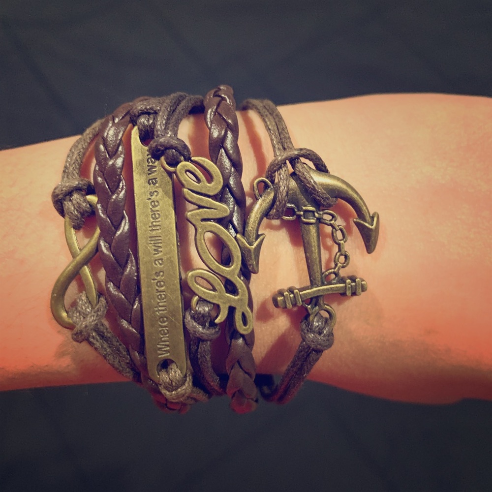Leather layered bracelet